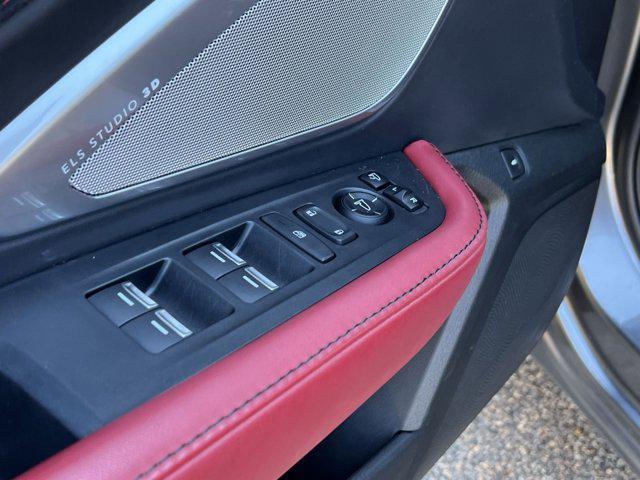 used 2023 Acura RDX car, priced at $38,400