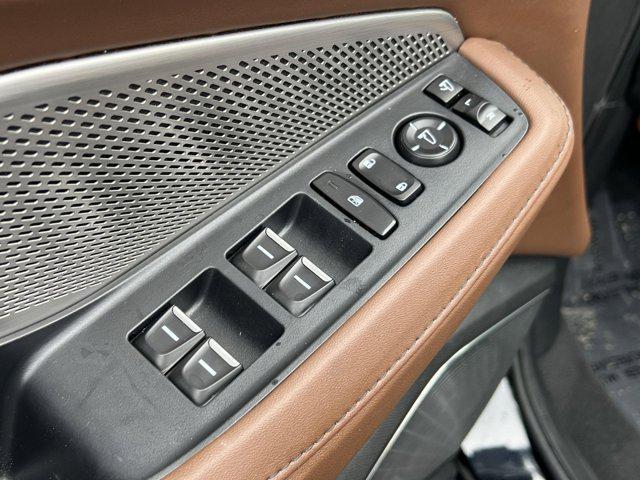 used 2023 Acura MDX car, priced at $39,800