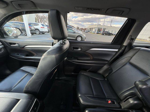 used 2017 Toyota Highlander car, priced at $18,850