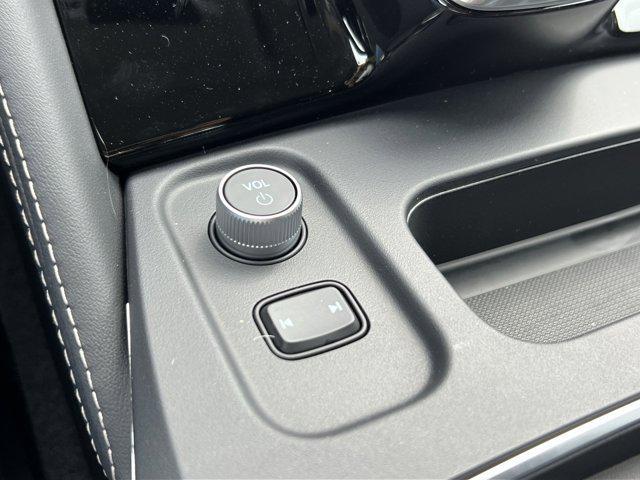 new 2026 Acura MDX car, priced at $68,250