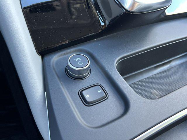 new 2026 Acura MDX car, priced at $60,750