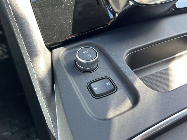 new 2026 Acura MDX car, priced at $68,850