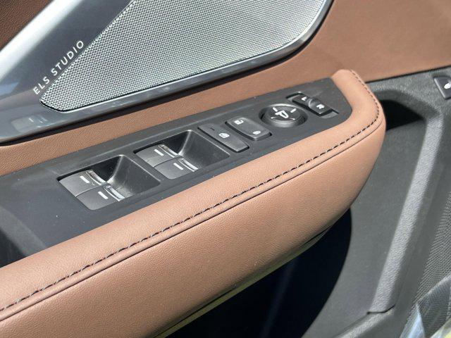new 2025 Acura RDX car, priced at $49,250