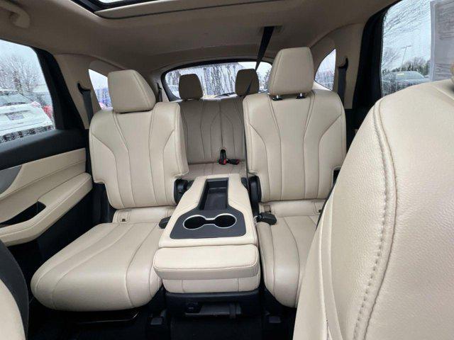 used 2022 Acura MDX car, priced at $33,700