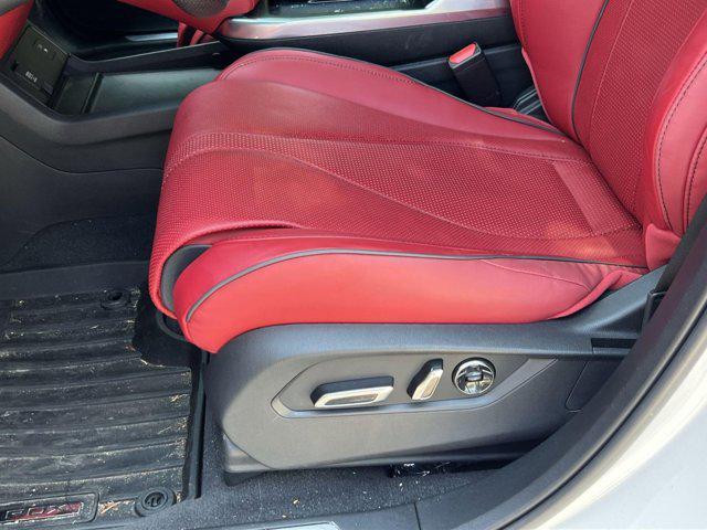 used 2025 Acura RDX car, priced at $47,400