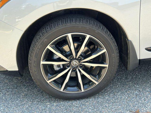 used 2025 Acura RDX car, priced at $47,400