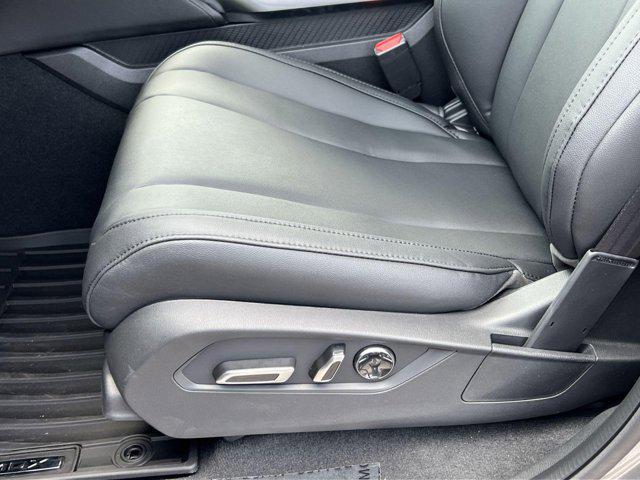 new 2025 Acura MDX car, priced at $53,150