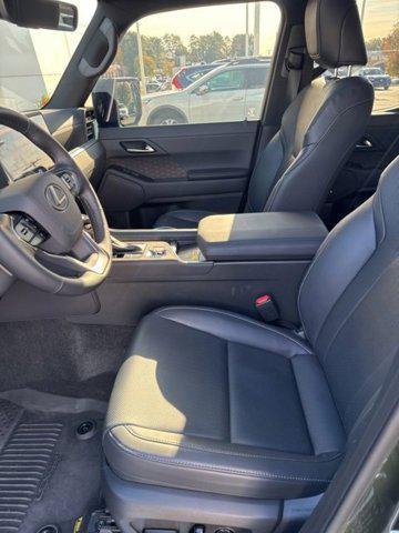 used 2025 Lexus GX 550 car, priced at $84,900