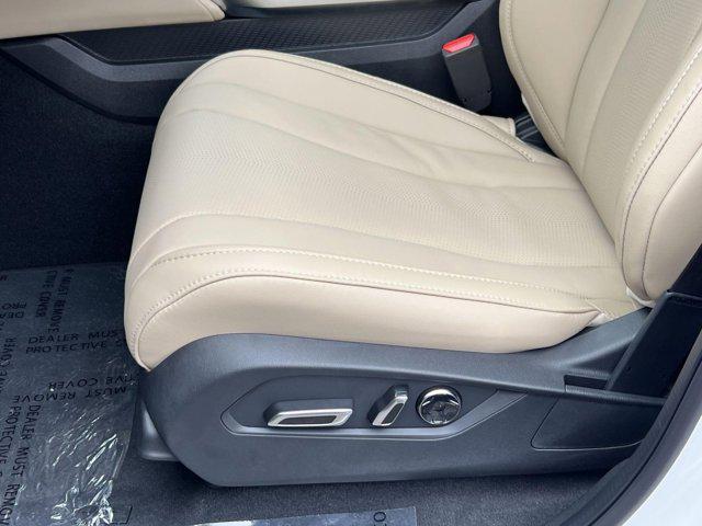 new 2026 Acura MDX car, priced at $61,350