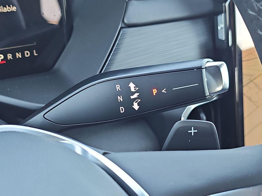 new 2025 GMC Acadia car, priced at $40,509