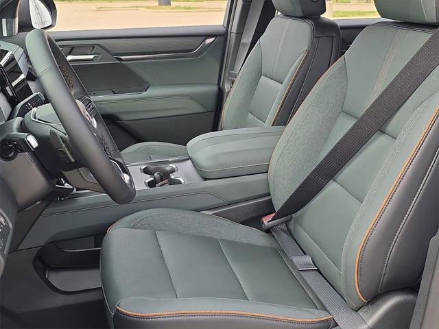 new 2025 GMC Acadia car, priced at $48,366