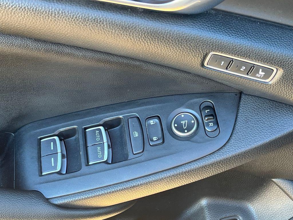 used 2021 Honda Accord Hybrid car, priced at $19,697