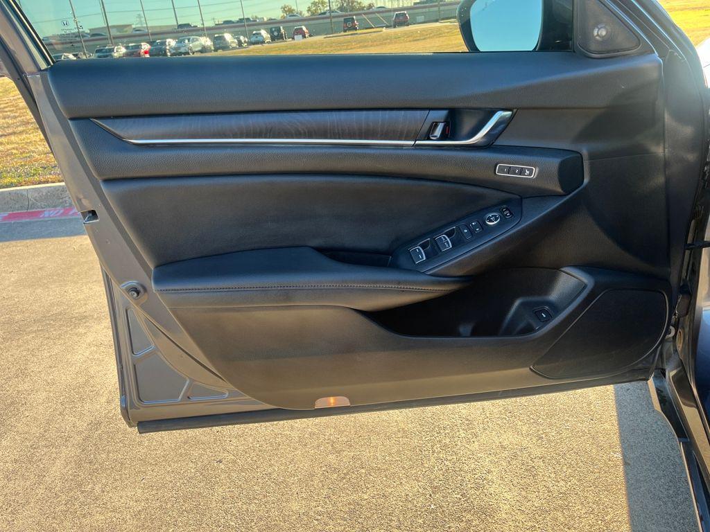 used 2021 Honda Accord Hybrid car, priced at $19,697