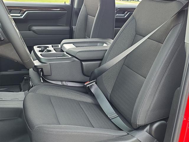 new 2025 GMC Sierra 1500 car, priced at $43,666