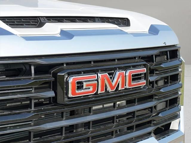 new 2024 GMC Sierra 2500 car, priced at $45,822