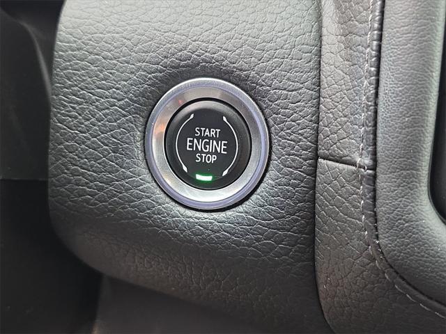 used 2021 GMC Yukon car, priced at $43,594