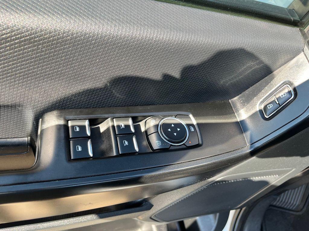 used 2021 Ford F-150 car, priced at $21,994