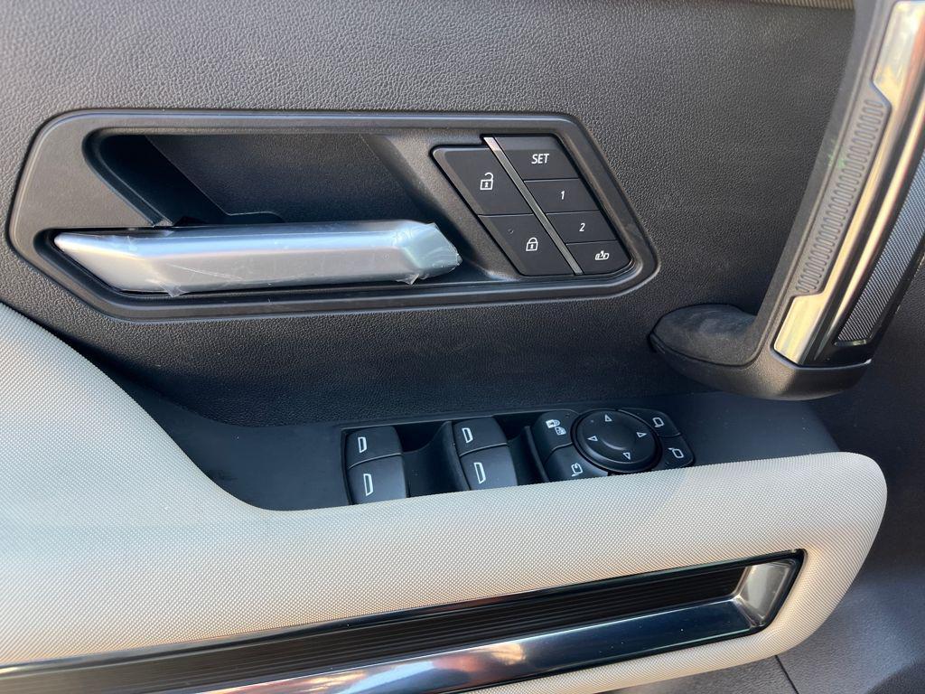 new 2026 GMC HUMMER EV SUV car, priced at $97,726