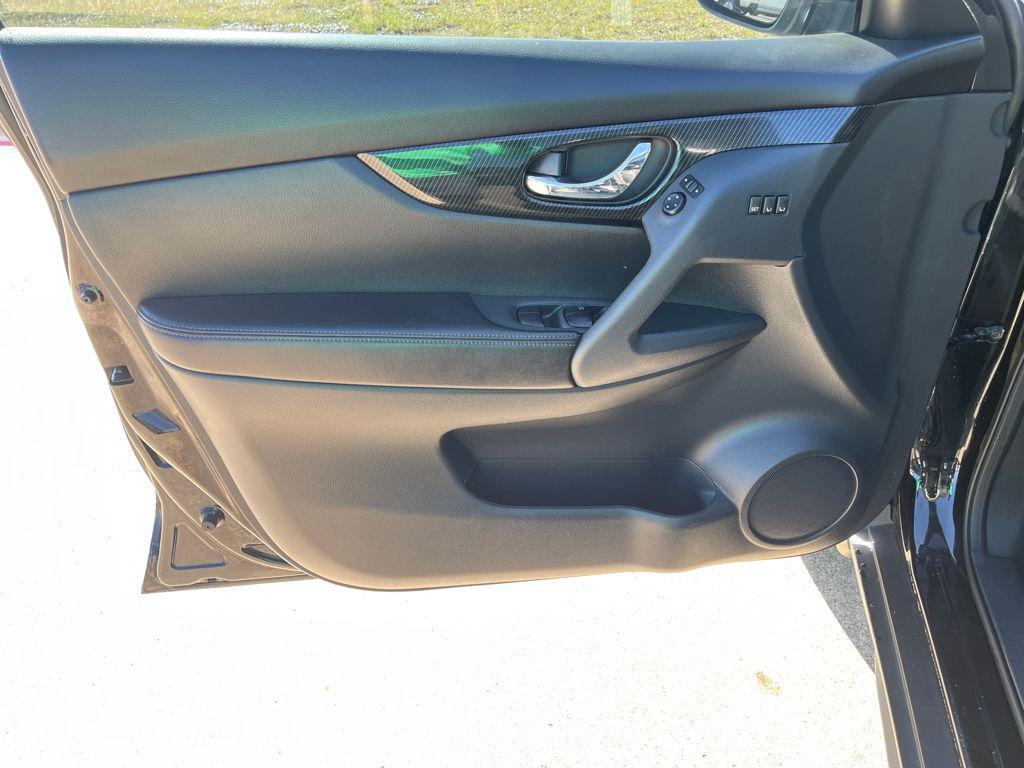 used 2017 Nissan Rogue car, priced at $12,940