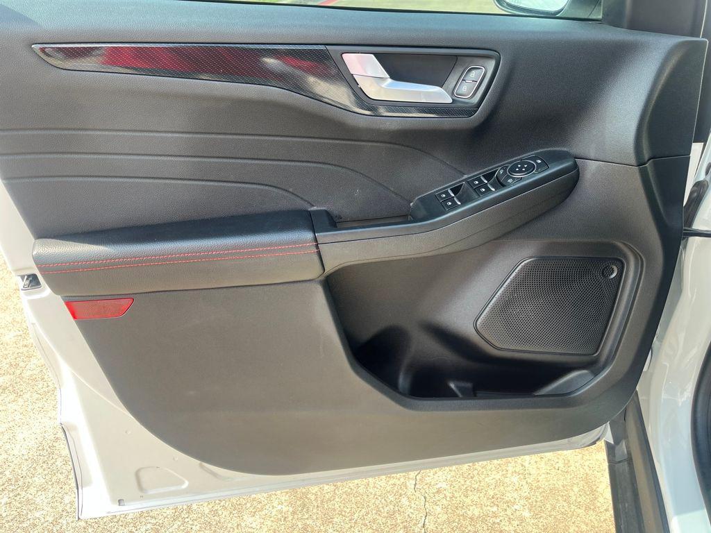 used 2023 Ford Escape car, priced at $19,992