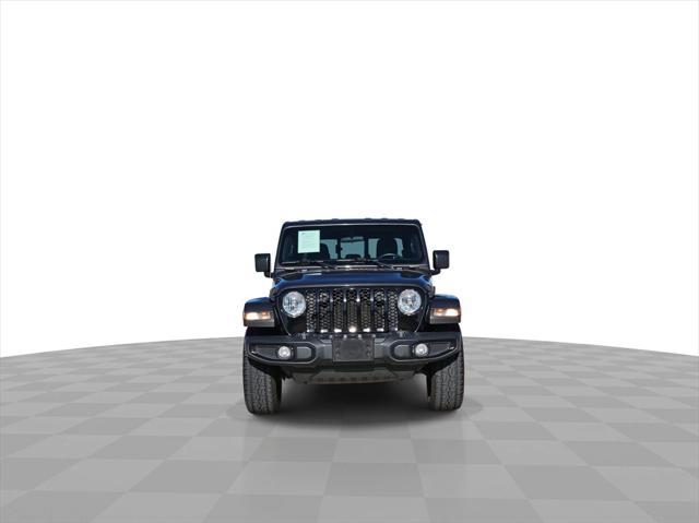 used 2022 Jeep Gladiator car, priced at $26,134