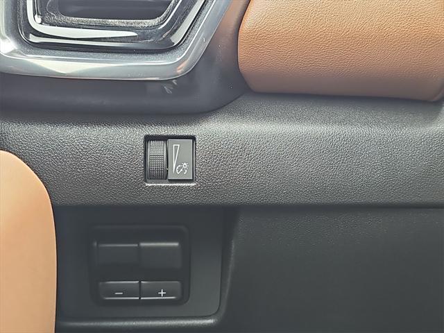 new 2025 GMC Canyon car, priced at $51,346