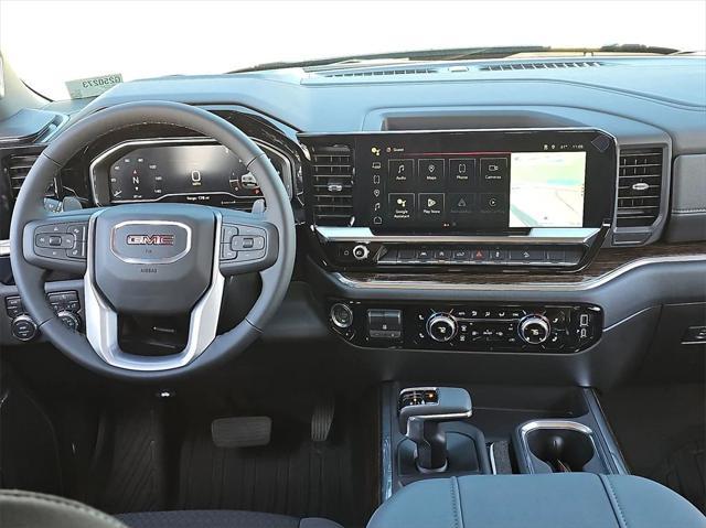 new 2025 GMC Sierra 1500 car, priced at $55,230