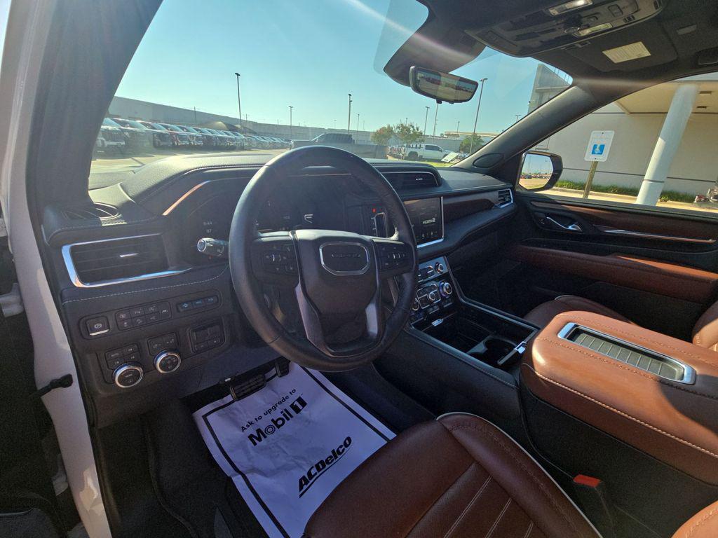 used 2024 GMC Yukon XL car, priced at $78,645