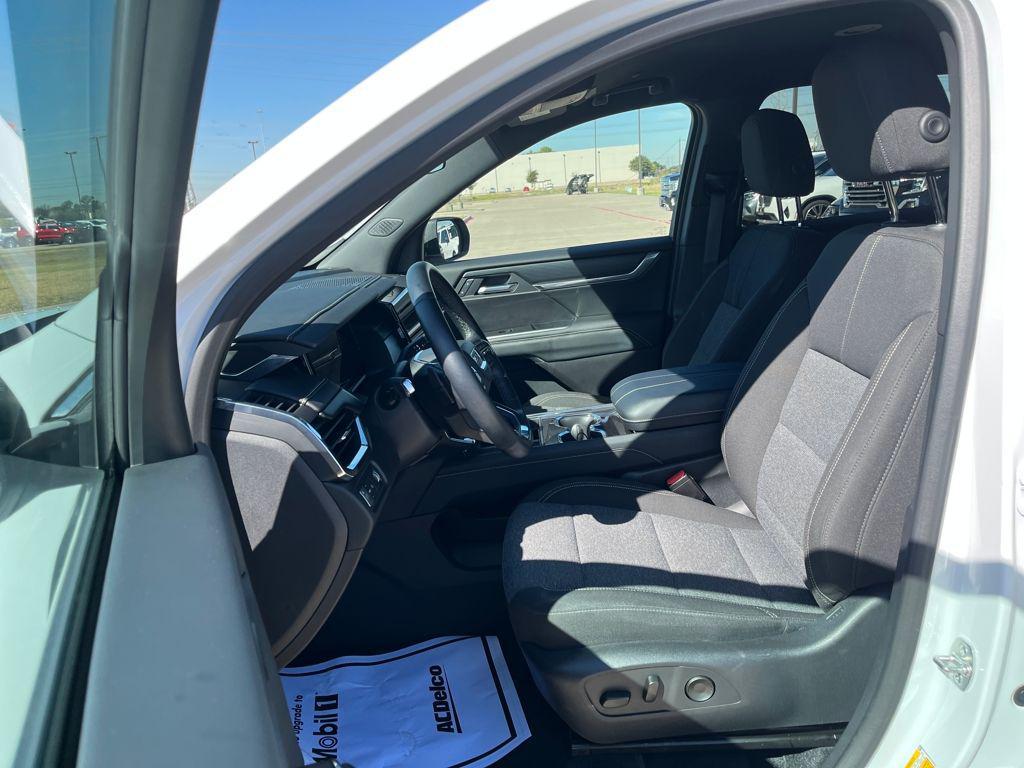 used 2025 GMC Acadia car, priced at $36,293