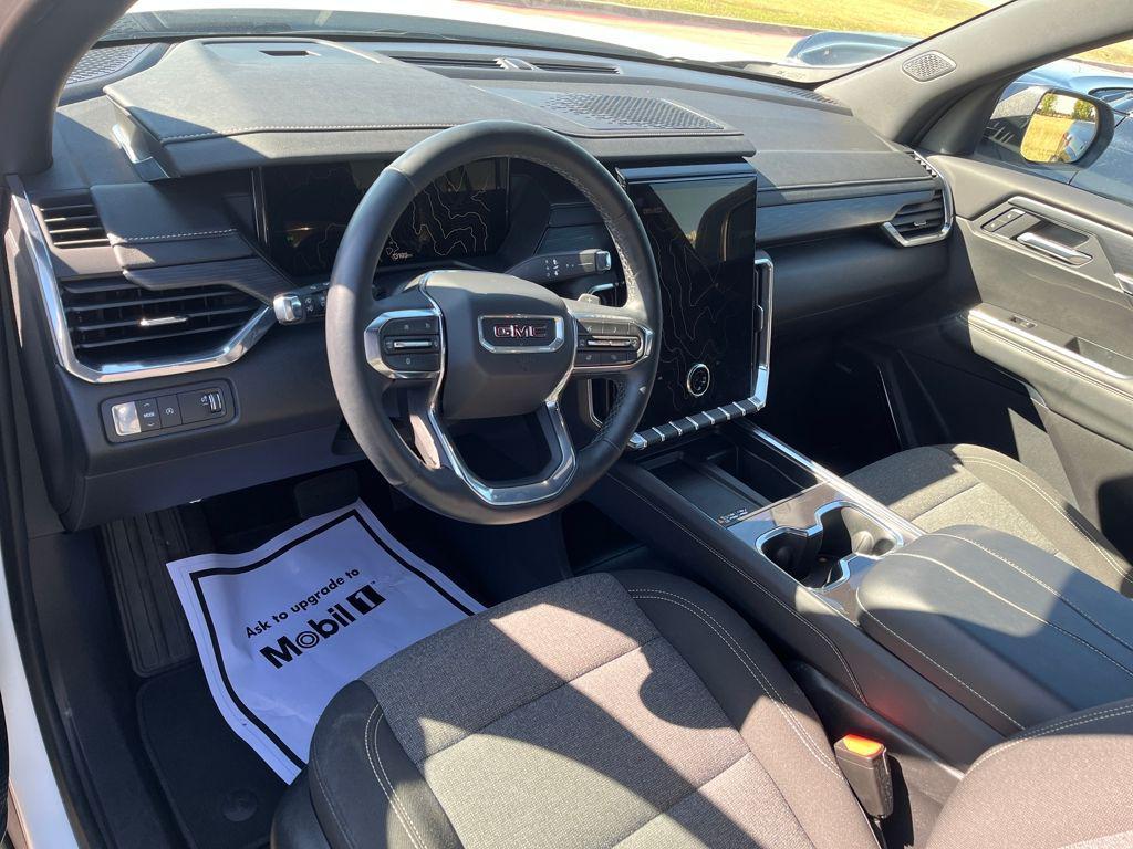 used 2025 GMC Acadia car, priced at $36,293