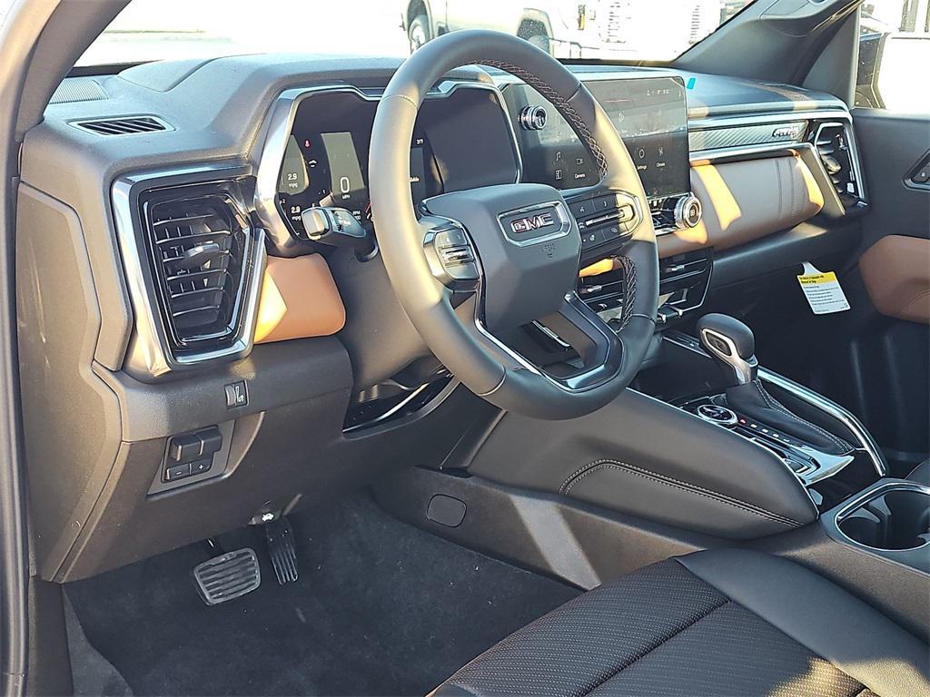 new 2025 GMC Canyon car, priced at $50,912