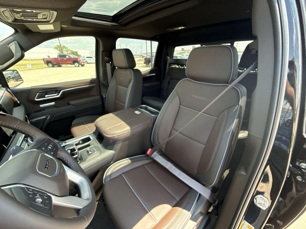 new 2026 GMC Sierra 1500 car, priced at $68,729