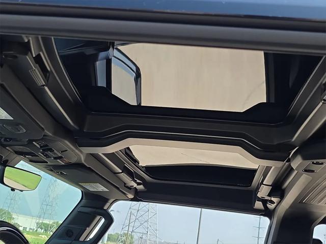 new 2025 GMC HUMMER EV Pickup car, priced at $87,710