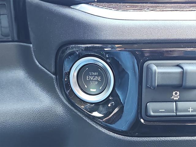 new 2025 GMC Sierra 1500 car, priced at $43,666