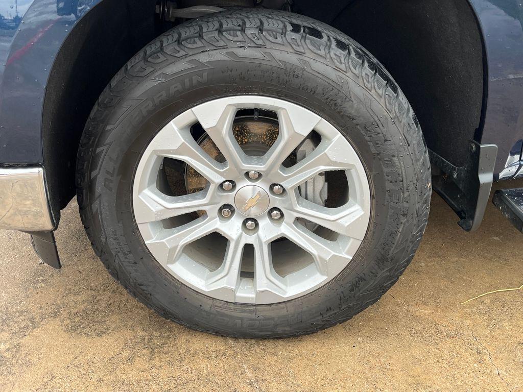 used 2022 Chevrolet Silverado 1500 car, priced at $34,979