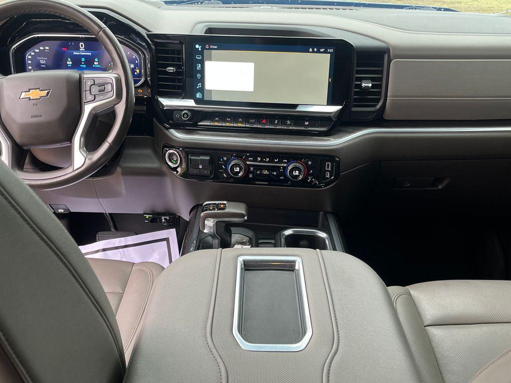 used 2022 Chevrolet Silverado 1500 car, priced at $34,979