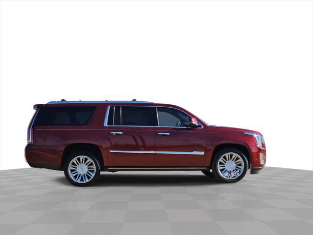 used 2019 Cadillac Escalade ESV car, priced at $32,372