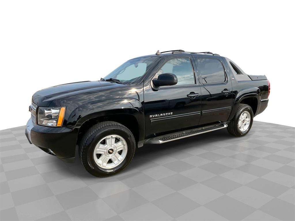 used 2010 Chevrolet Avalanche car, priced at $11,062