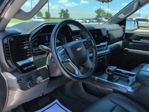 used 2022 Chevrolet Silverado 1500 car, priced at $41,996