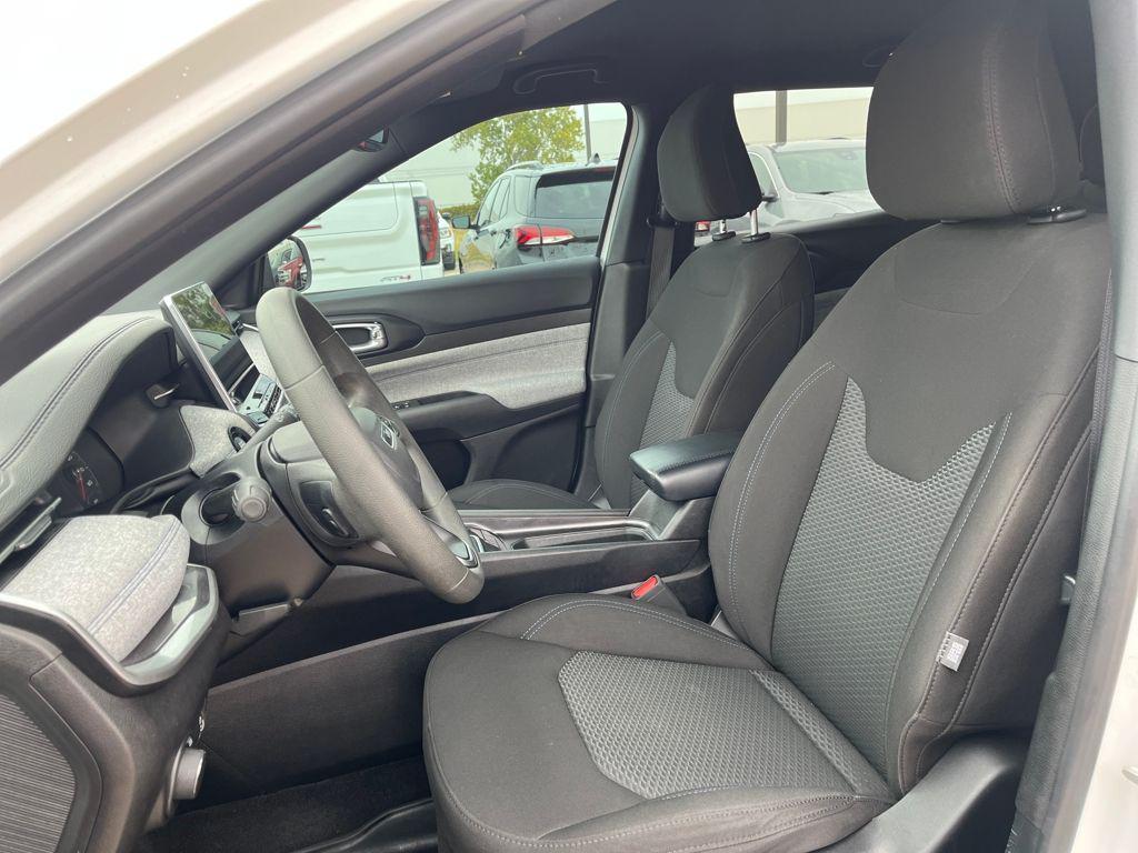 used 2024 Jeep Compass car, priced at $19,766