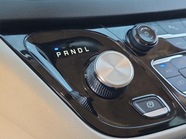 used 2023 Chrysler Pacifica car, priced at $22,781