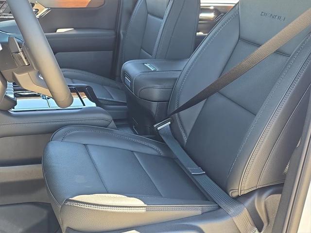 new 2025 GMC Yukon XL car, priced at $98,122