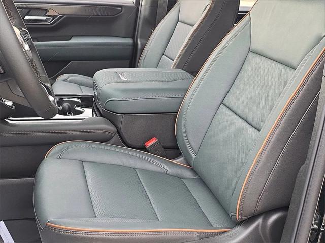 new 2025 GMC Yukon XL car, priced at $84,402