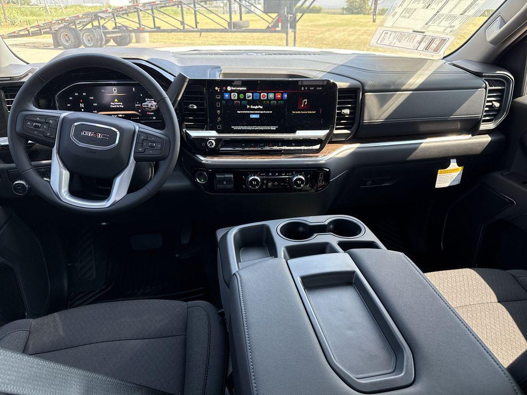 new 2026 GMC Sierra 1500 car, priced at $42,786