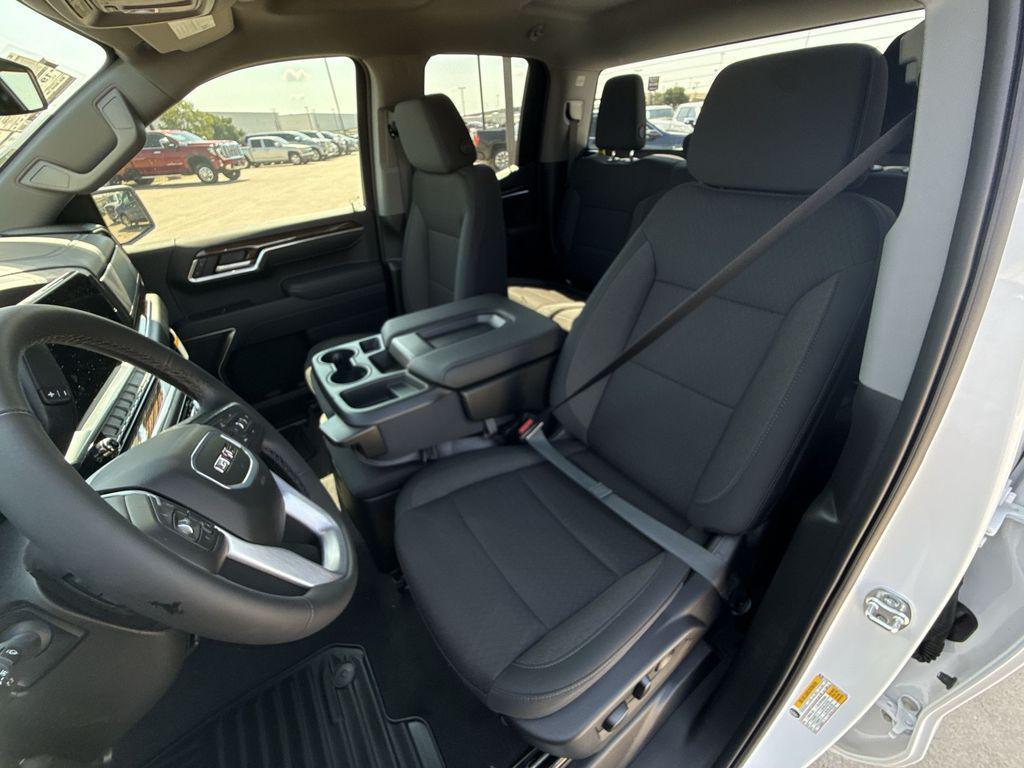 new 2026 GMC Sierra 1500 car, priced at $42,786