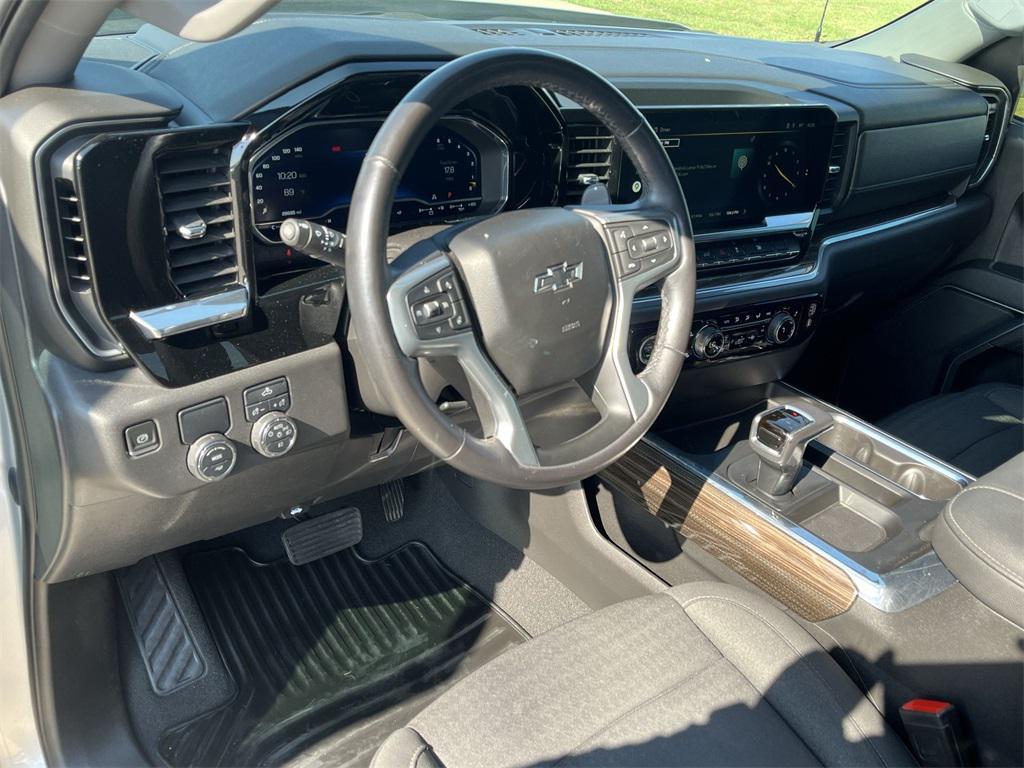 used 2022 Chevrolet Silverado 1500 car, priced at $39,146