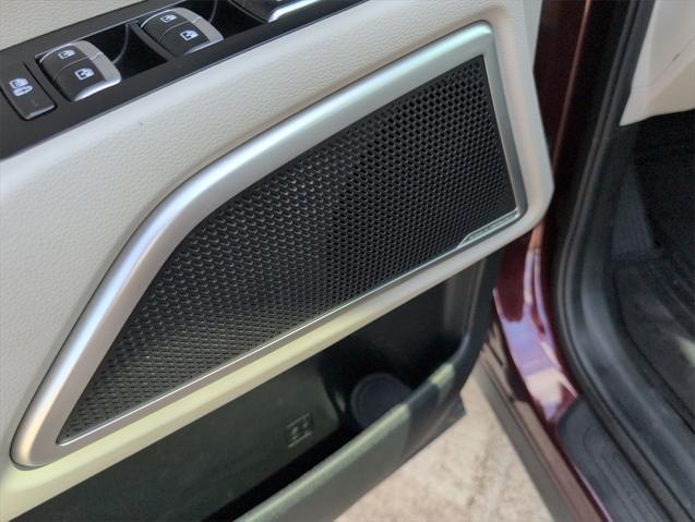 used 2022 Kia Telluride car, priced at $27,999