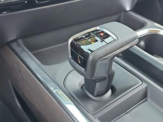 new 2025 GMC Sierra 1500 car, priced at $54,561