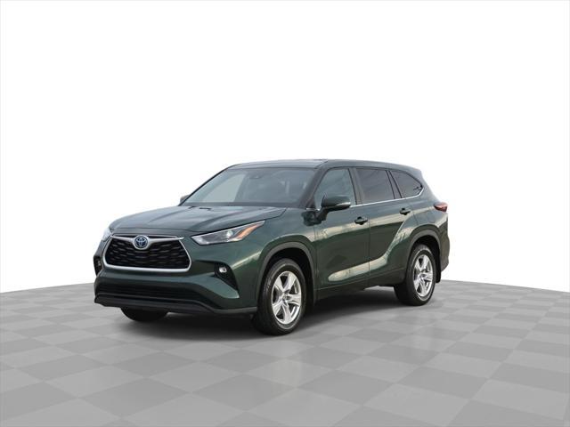 used 2024 Toyota Highlander Hybrid car, priced at $41,996