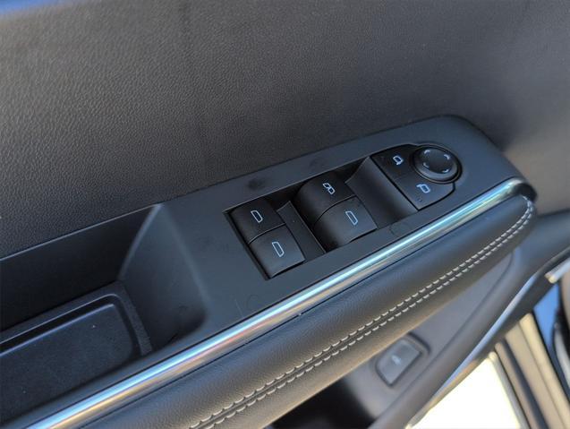 new 2025 GMC Acadia car, priced at $49,128